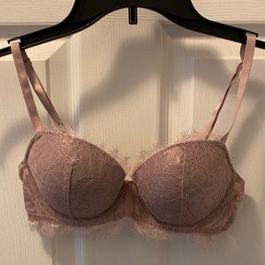 🆕 Victoria Secret lace bra